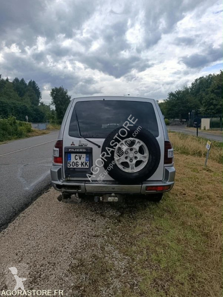 Véhicule utilitaire Mitsubishi PAJERO