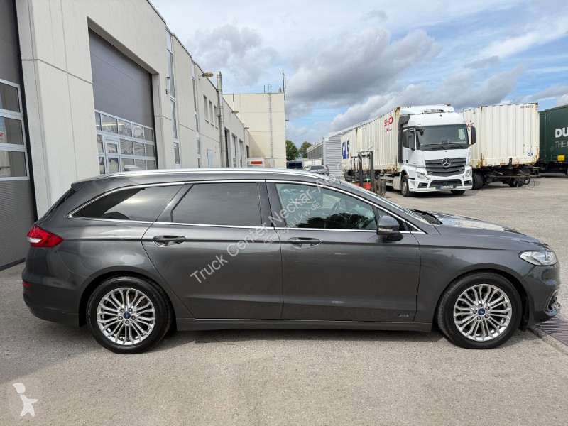Véhicule utilitaire Ford Turnier Titanium 2.0...