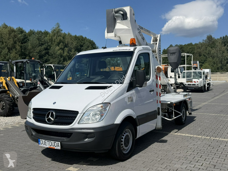 Véhicule utilitaire Mercedes