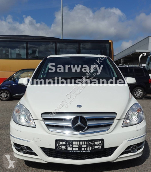 Véhicule utilitaire Mercedes B...