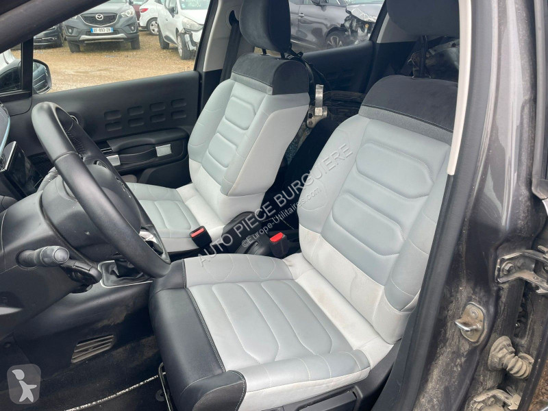 Véhicule utilitaire Citroën C3 1.2 Puretech 110...
