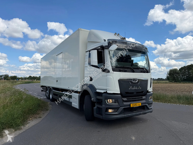 Véhicule utilitaire MAN  TGX