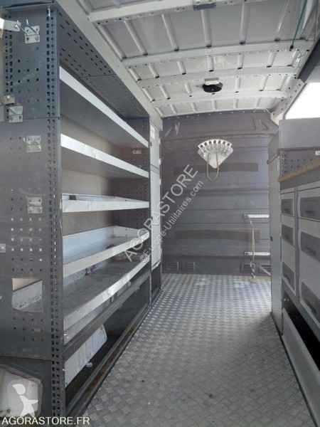 Véhicule utilitaire Mercedes SPRINTER