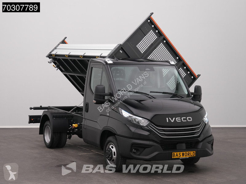 Véhicule utilitaire Iveco 35C18 3.0L...