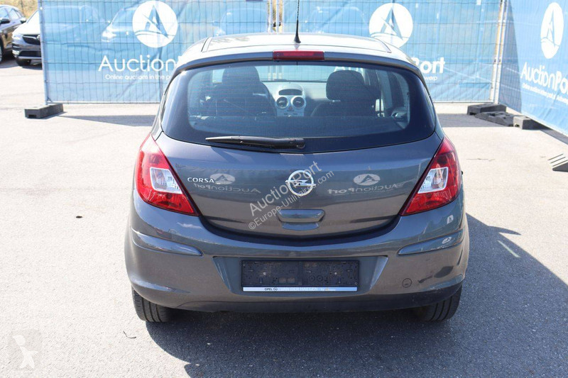 Véhicule utilitaire Opel