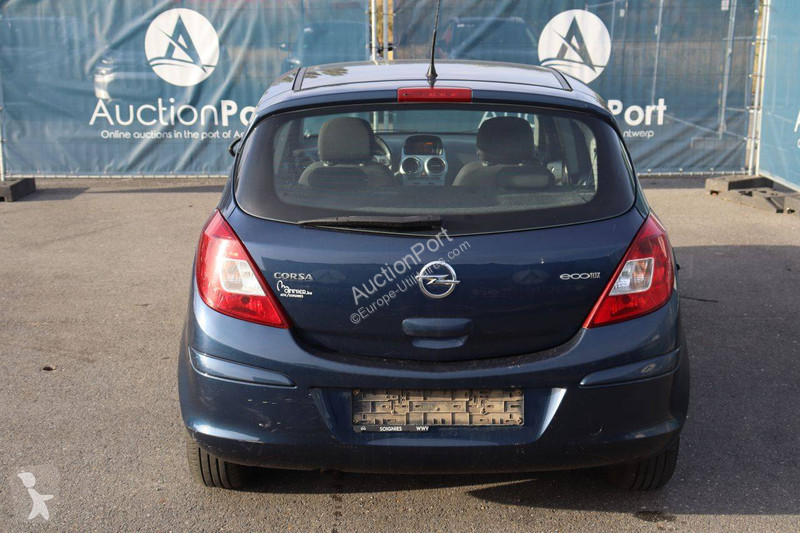 Véhicule utilitaire Opel