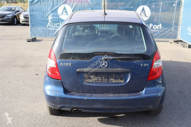 Véhicule utilitaire Mercedes A180 A-lasse
