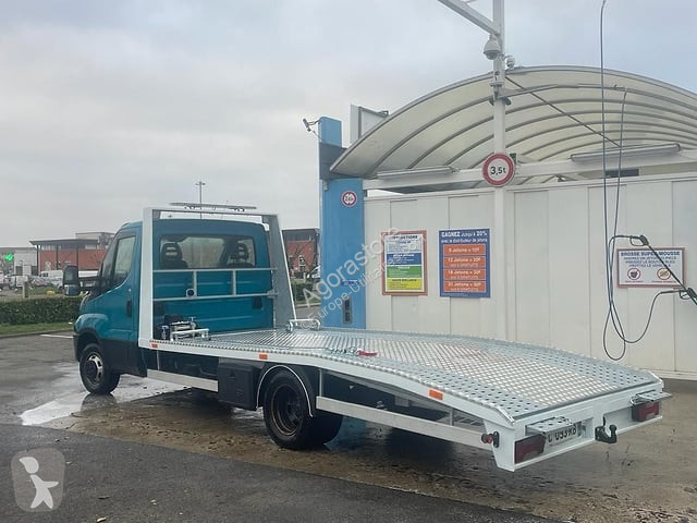 Véhicule utilitaire Iveco Iveco benne