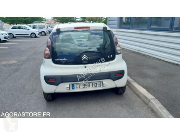 Véhicule utilitaire