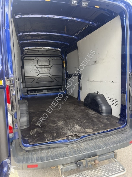 Véhicule utilitaire Ford TRANSIT 2T FG T330...