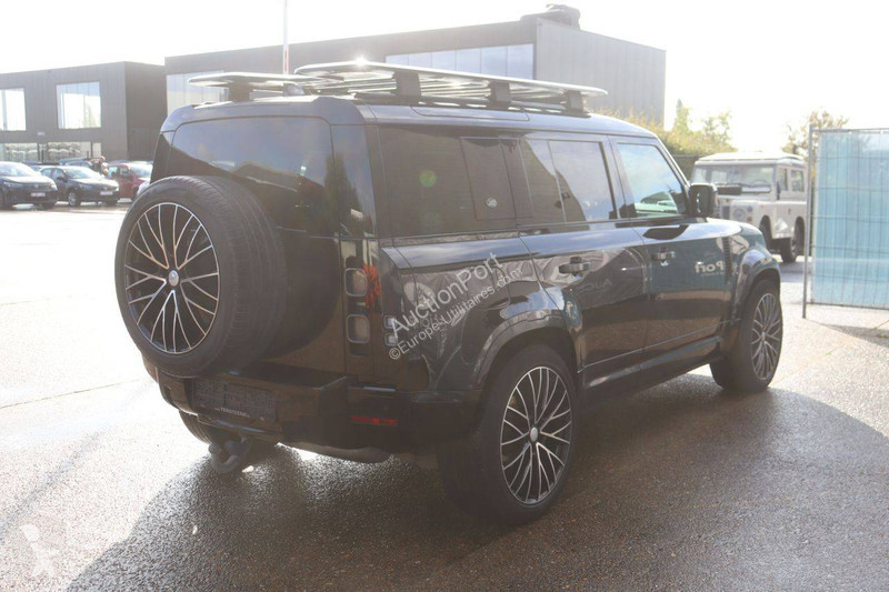 Véhicule utilitaire Land Rover