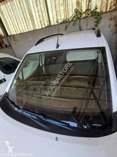 Véhicule utilitaire Citroën BERLINGO