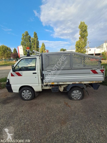 Véhicule utilitaire Piaggio PORTER