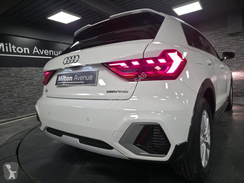 Véhicule utilitaire Audi Allstreet 1.0 30 TFSI...