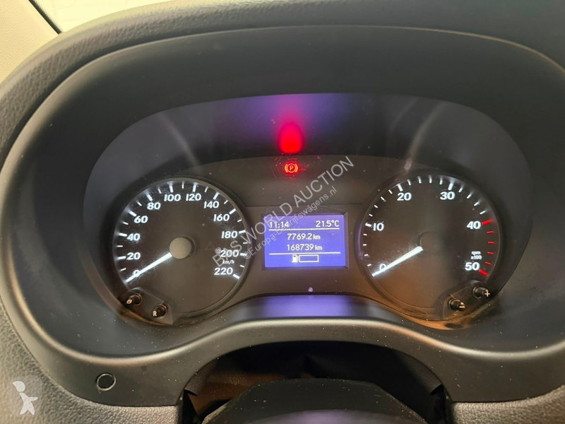 Véhicule utilitaire Mercedes 111 CDI Lang