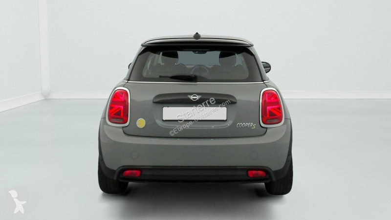 Véhicule utilitaire Mini  HATCH 3 PORTES...