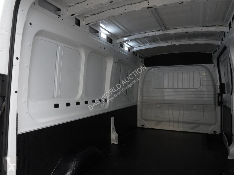 Véhicule utilitaire Maxus e 9 e 9