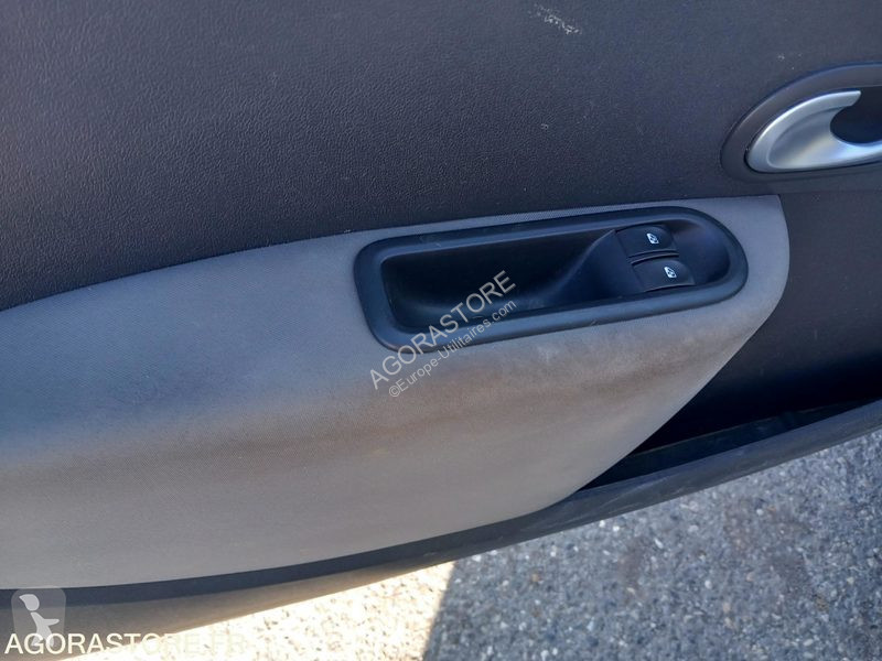 Véhicule utilitaire Renault CLIO