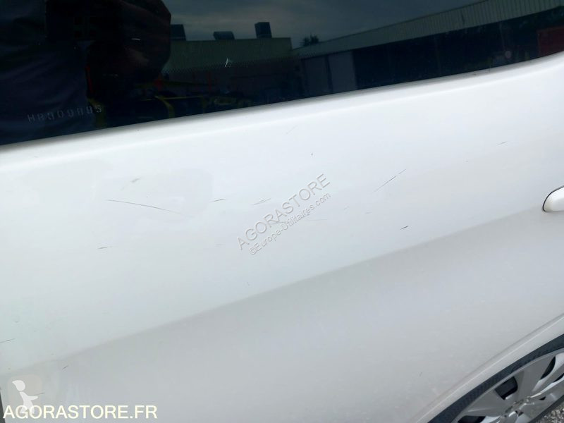 Véhicule utilitaire Peugeot 108
