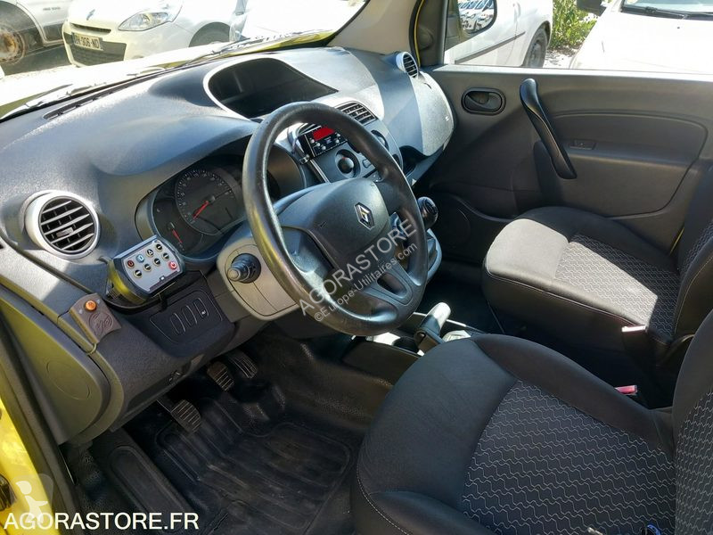 Véhicule utilitaire Renault KANGOO