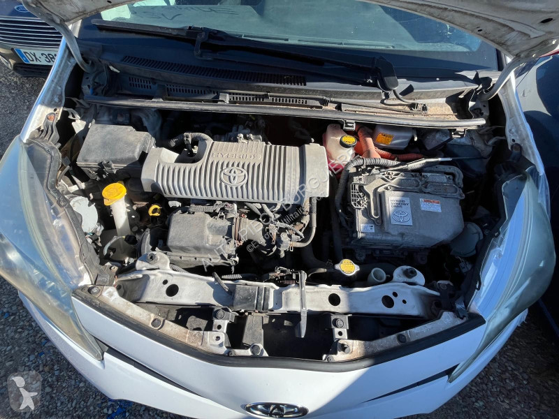 Bedrijfswagen Toyota III 1.5i 100H Hybride...