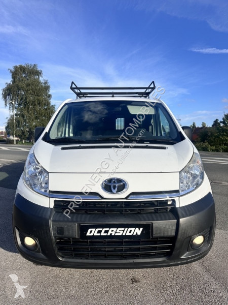 Bedrijfswagen Toyota L2H1 128 D-4D