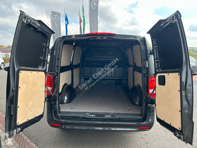Furgoneta Mercedes Vito  9G Extral Klima Kamera...