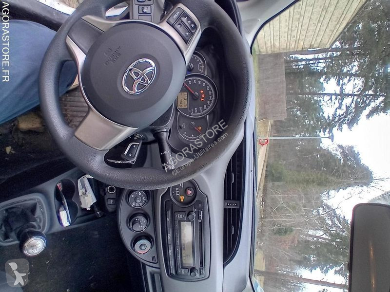 Furgoneta Toyota YARIS