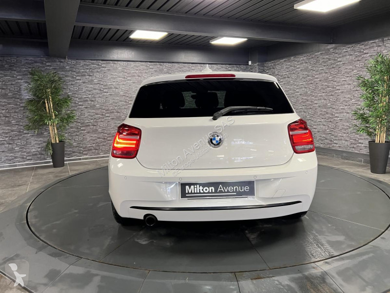 Véhicule utilitaire BMW 118i F20 Sport