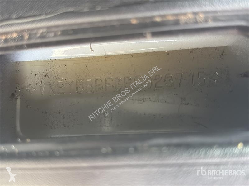 Véhicule utilitaire Opel 2.2