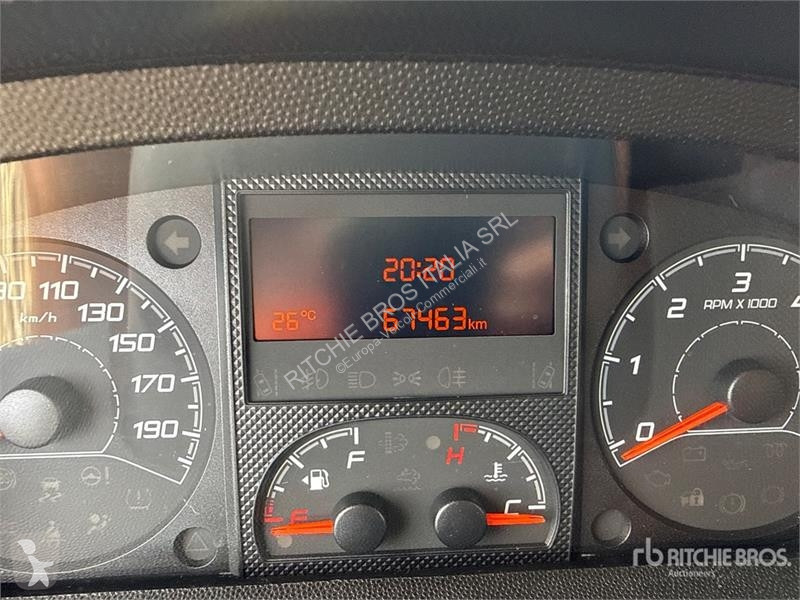 Véhicule utilitaire Opel 2.2