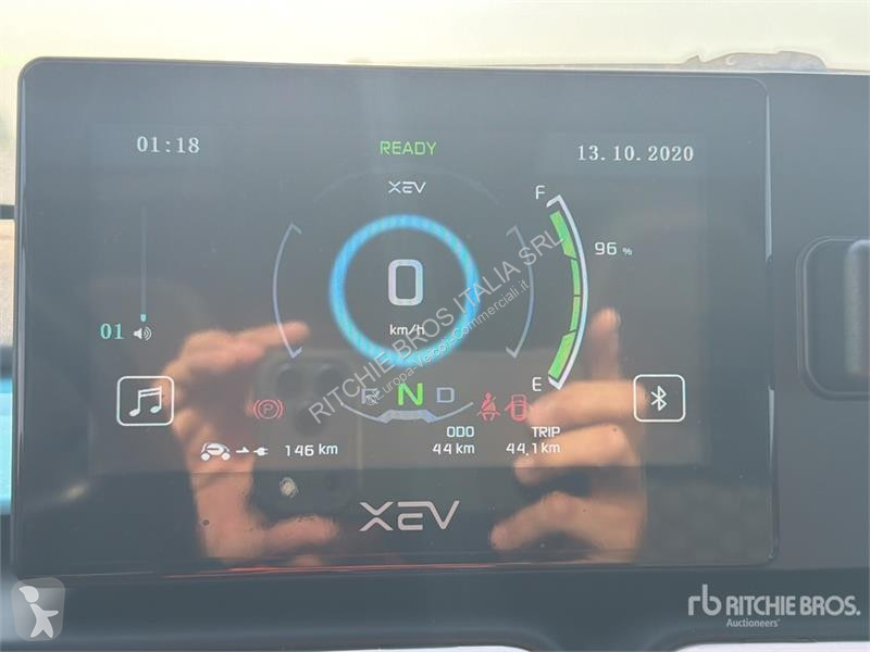 Коммерческий автомобиль  XEV Yoyo Electric...