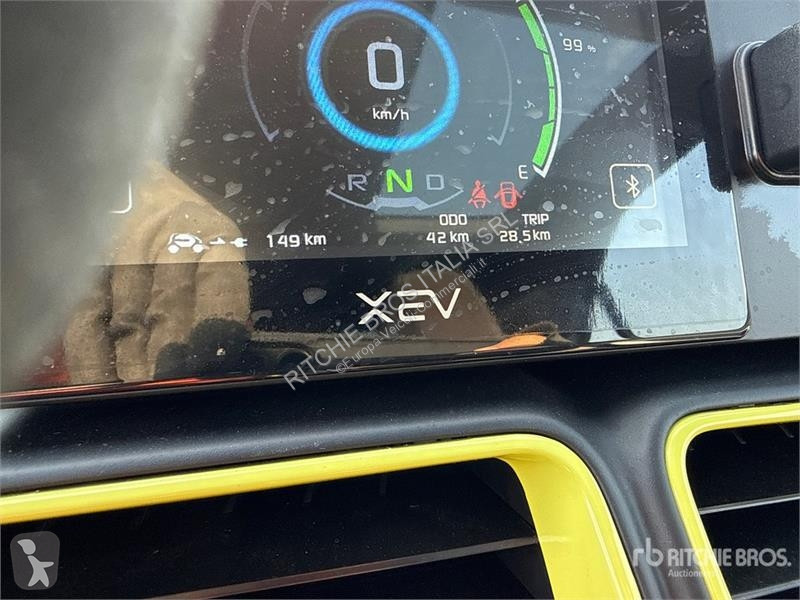 Лекотоварен автомобил  XEV Yoyo