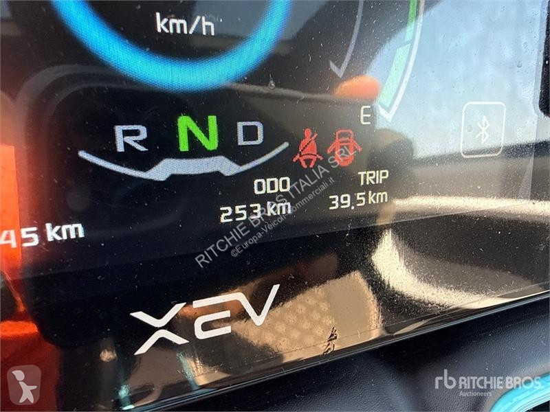 Лекотоварен автомобил  XEV Yoyo