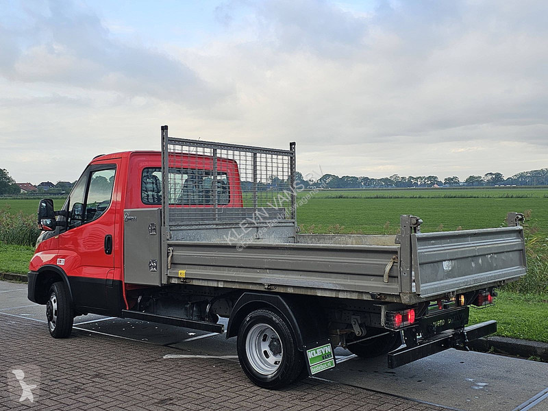 Лекотоварен автомобил Iveco 35C12 Kipper Kist...