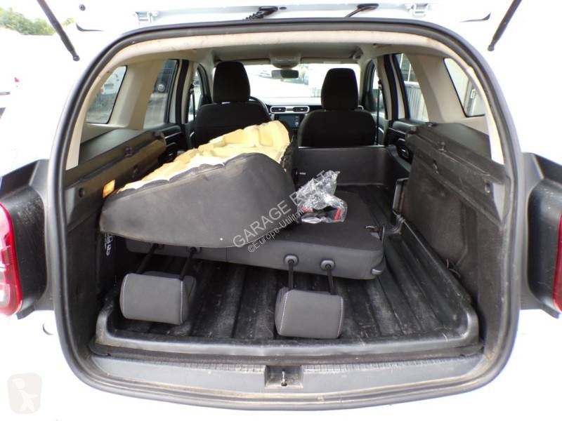 Véhicule utilitaire Dacia