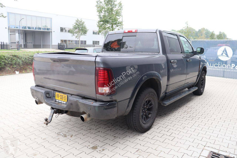 Véhicule utilitaire Dodge Ram1500