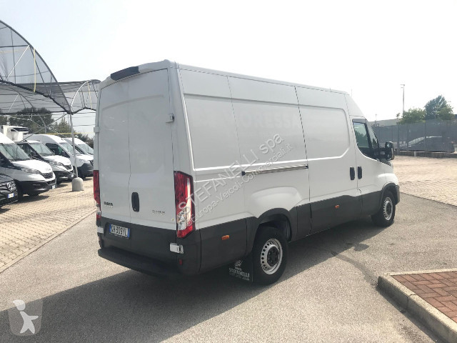 Furgoneta Iveco DAILY 35S14 V FURGONE