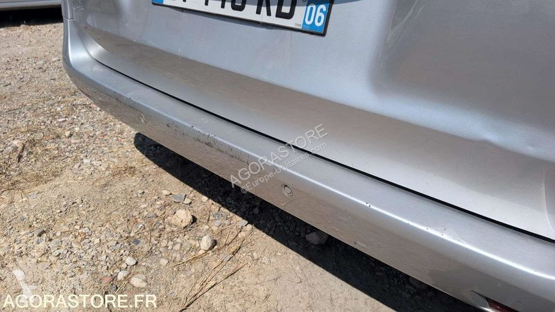 Véhicule utilitaire Mercedes VITO