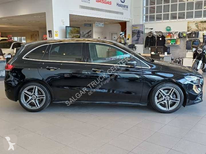 Комерційні автомобілі Mercedes 200