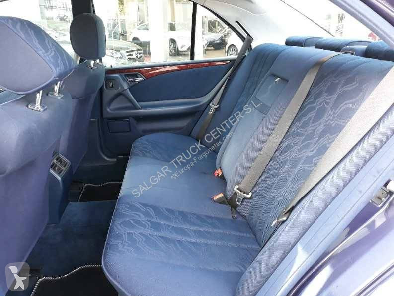 Furgoneta Mercedes