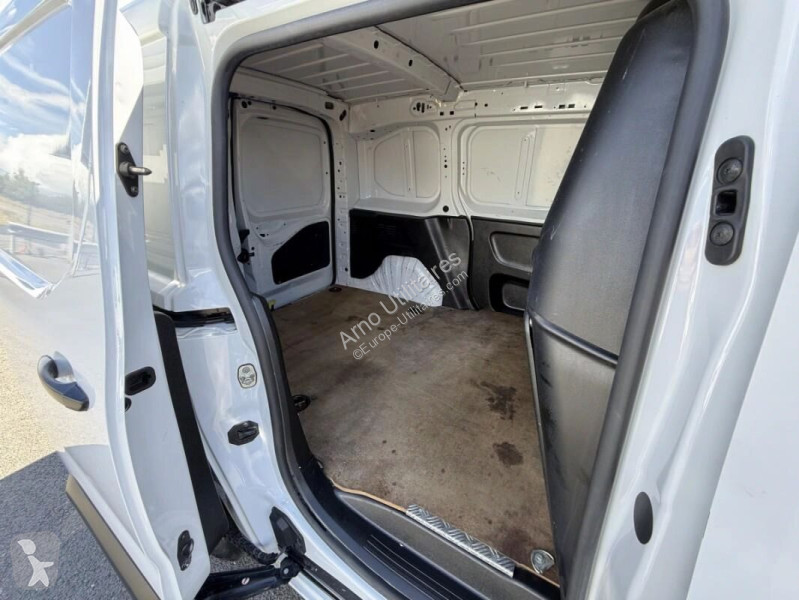 Véhicule utilitaire Peugeot