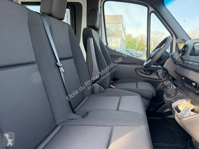 Véhicule utilitaire Mercedes 515 CDI FG 37 3.5T...