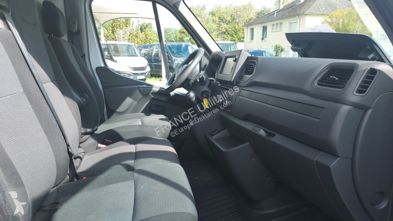 Veículo utilitário Renault MASTER III FG F3300...