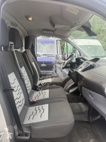 Лекотоварен автомобил Ford TRANSIT CUSTOM FG...