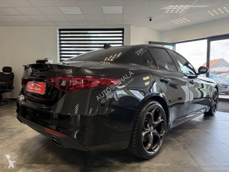 Veículo utilitário Alfa-Roméo GIULIA / A PARTIR...