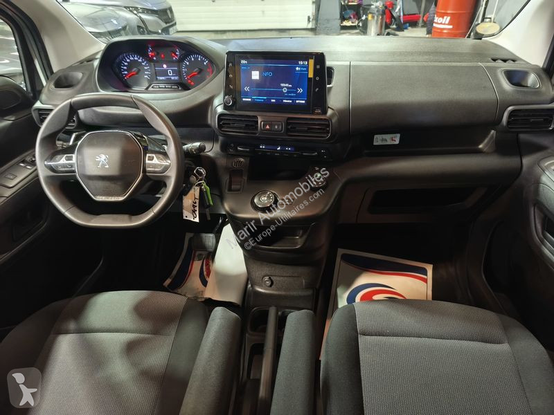 Véhicule utilitaire Peugeot PARTNER