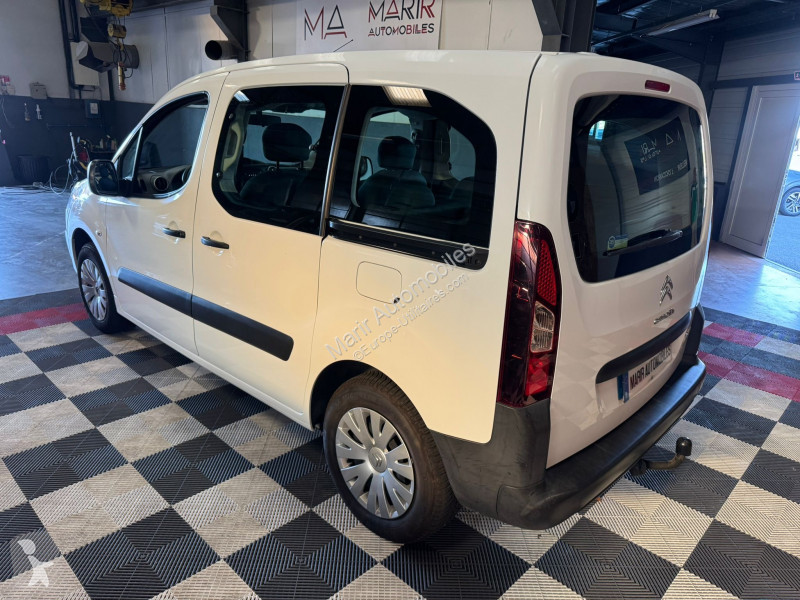 Лекотоварен автомобил Citroën BERLINGO