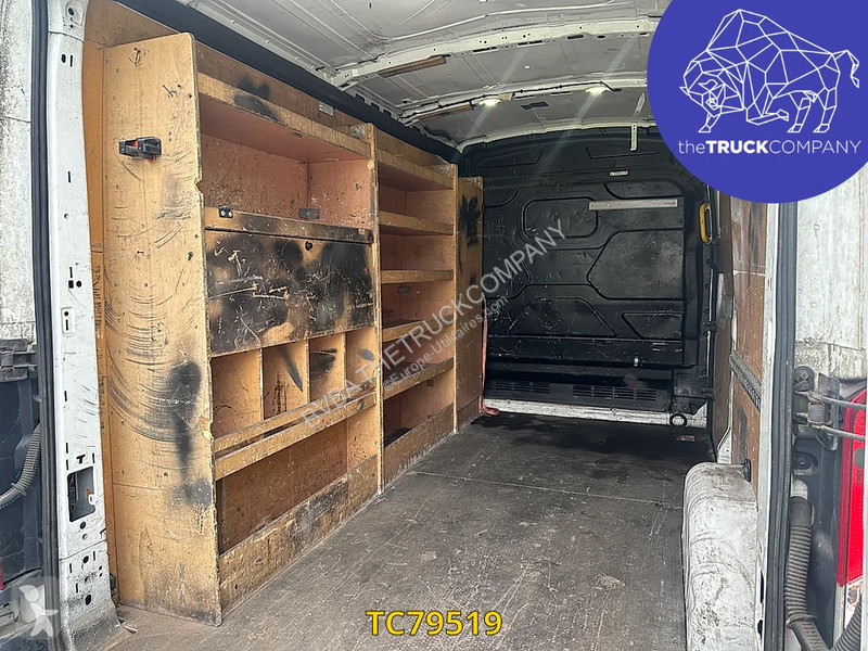 Лекотоварен автомобил Ford Ford transit 125cv l3h2