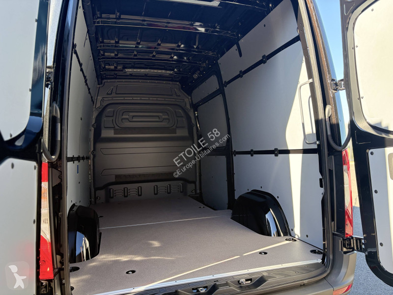 Лекотоварен автомобил Mercedes SPRINTER FGN 315...